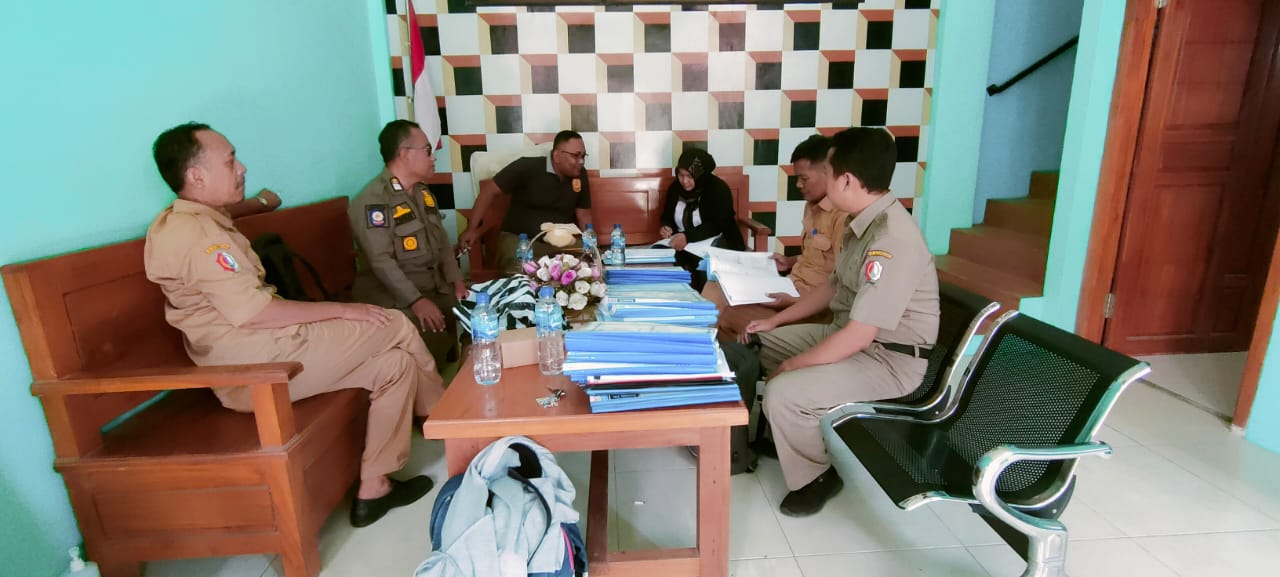 MONITORING DAN EVALUASI DANA DESA OLEH TIM KECAMATAN GONDANG